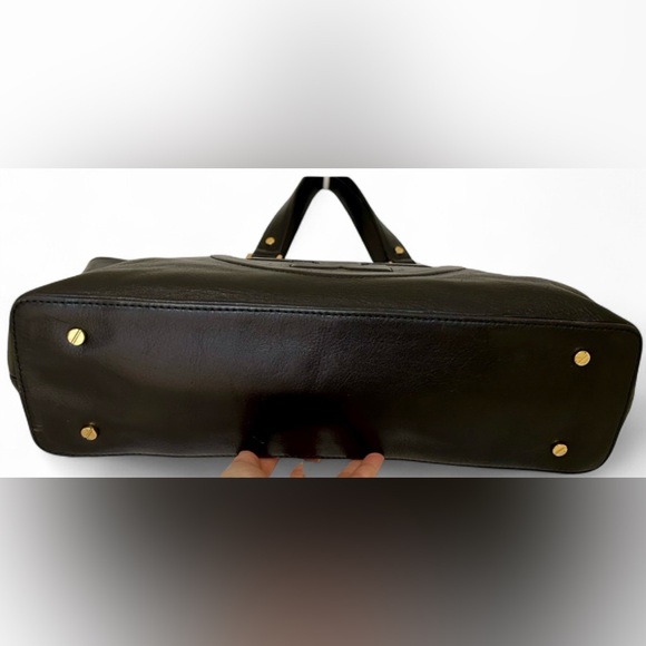 Tory Burch Bombe Leather Tote (EUC) - Picture 4 of 15